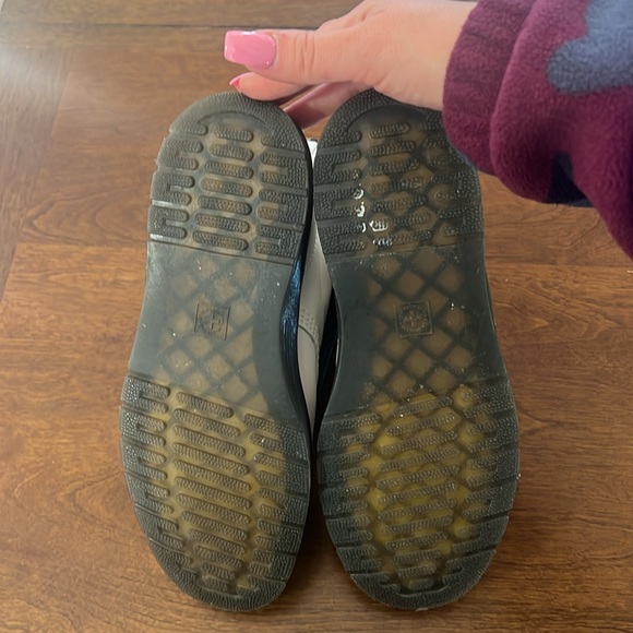 Bought Wrong size Dr Marten - Picture 2 of 3